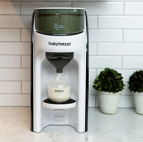 Baby Brezza Formula Pro Advanced Formula Dispenser Machine - Automatically Mix a Warm Formula Bottle Instantly - Easily Make Bottle with Automatic Powder Blending, White brezza