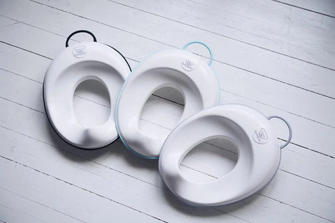 BABYBJORN Toilet Trainer - White/Black, 11.5x14x3.5 Inch (Pack of 1) Baby toilet trainer