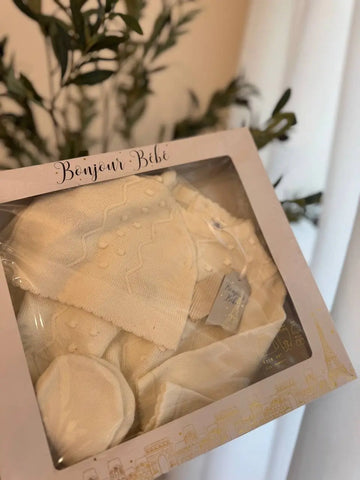 Bonjour Bebe 4 Piece Set, Off White Baby Bamboo