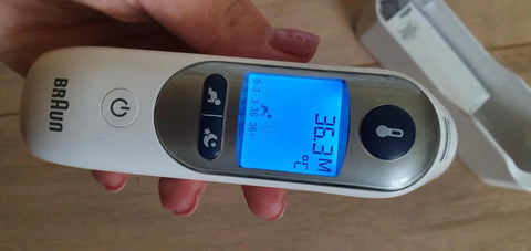 Braun ThermoScan 7+ Ear Thermometer with Age Precision and Night Mode Braun