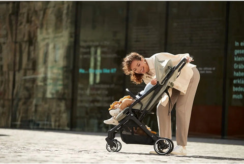 Hauck Travel N Care Plus Travel Stroller with Lying Function, Only 7.2 kg, UV Protection 50+, Max Load 25 kg (Child 22 kg + 3 kg Basket), Small Folding Size (Vanilla) hauck