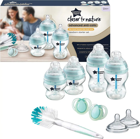 Tommee Tippee Advanced Anti-Colic Newborn Baby Bottle Starter Kit, Slow-Flow Breast-Like Teats and Unique Anti-Colic Venting System, Mixed Sizes Tommee Tippee